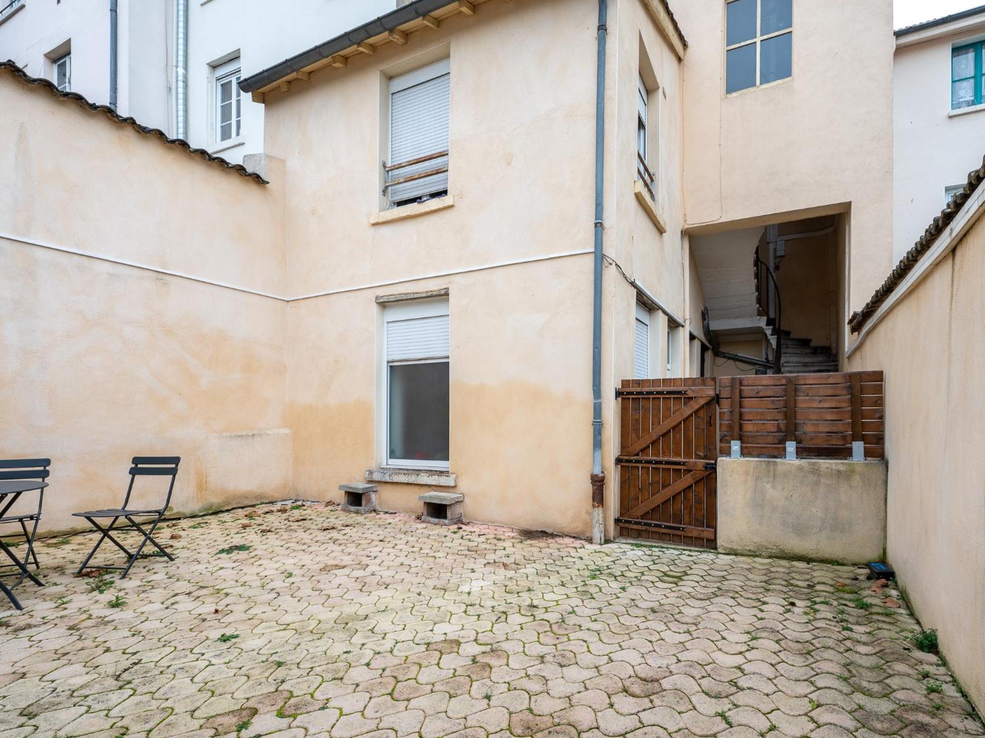 Secret Cache De Valmy Appartement Lyon Buitenkant foto